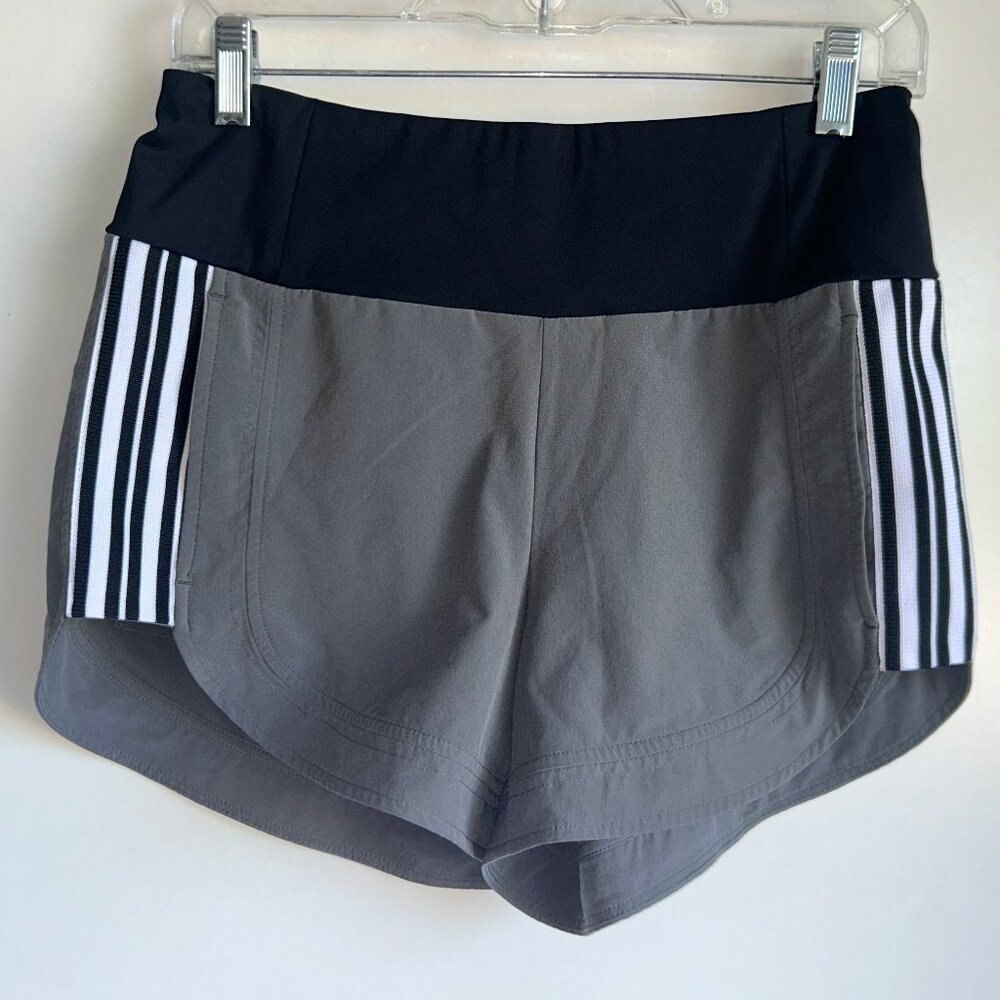 ATHLETA Ascender Athletic Shorts Size 4 Gray